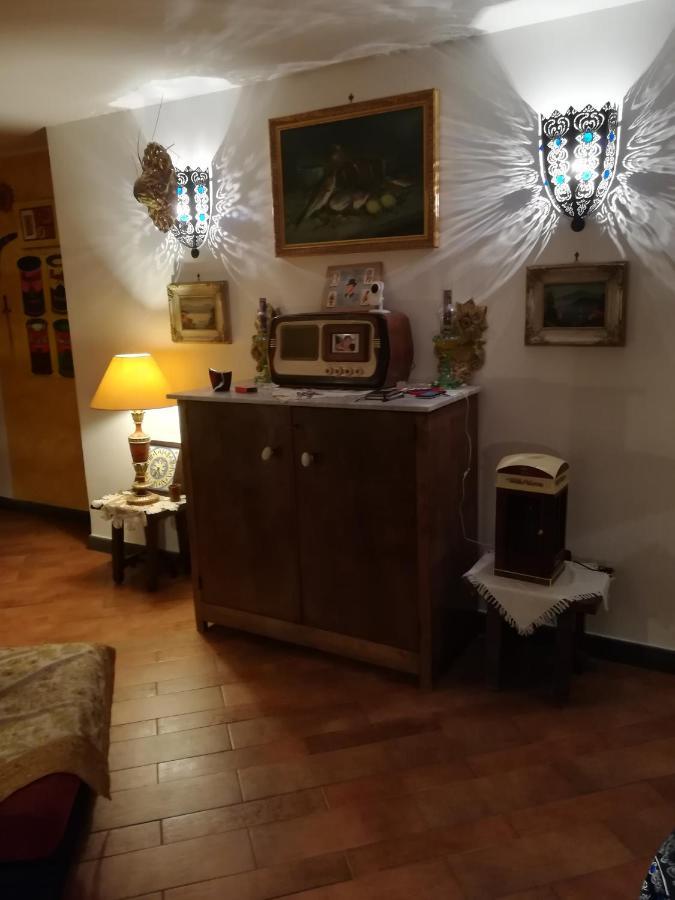 Le Stanze Di Mimi Bed and Breakfast Νάπολη Δωμάτιο φωτογραφία