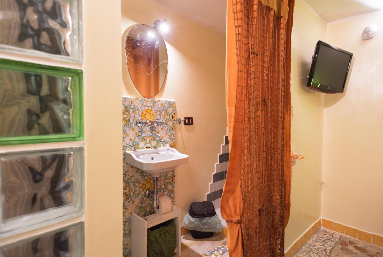 Le Stanze Di Mimi Bed and Breakfast Νάπολη Εξωτερικό φωτογραφία