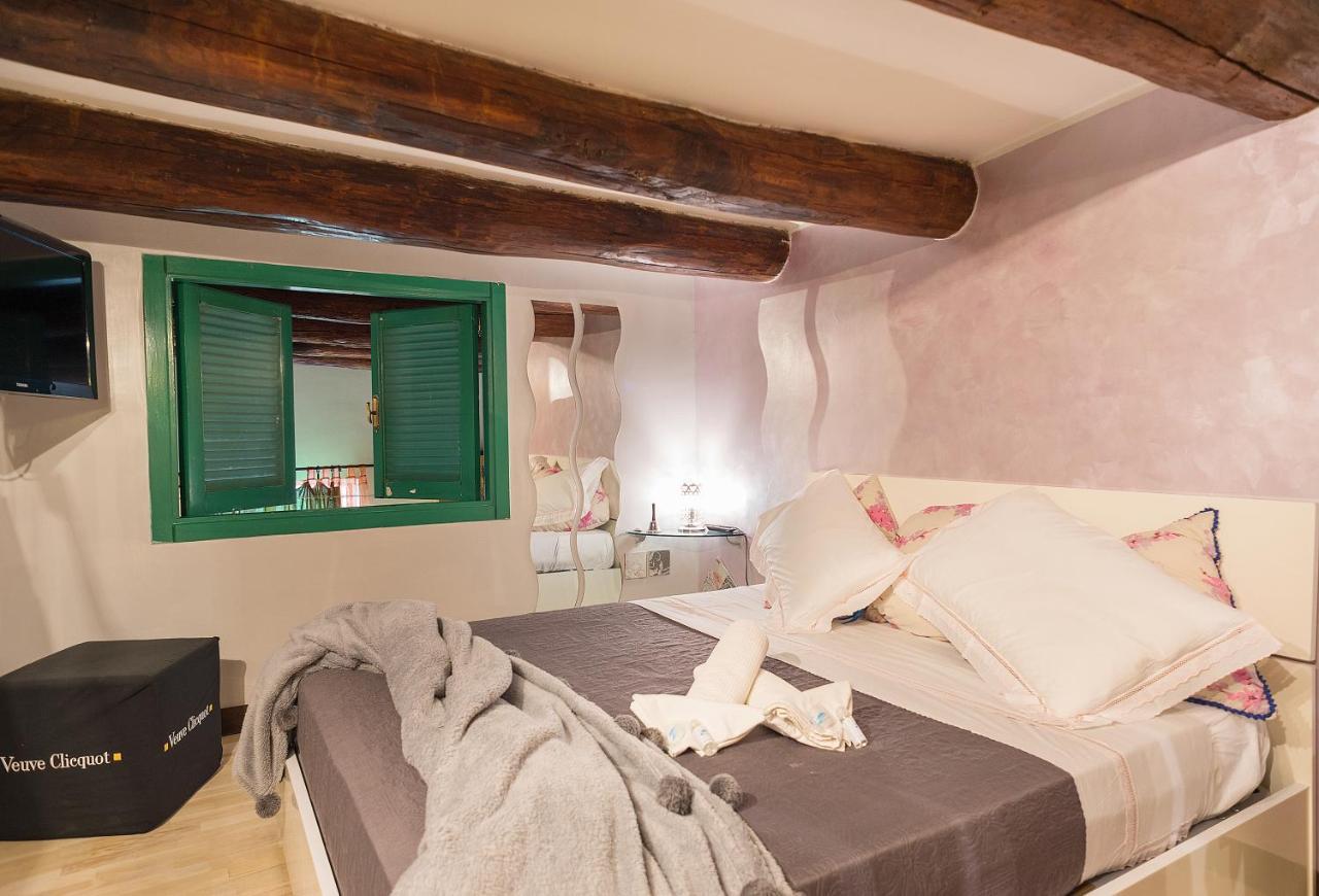 Le Stanze Di Mimi Bed and Breakfast Νάπολη Εξωτερικό φωτογραφία