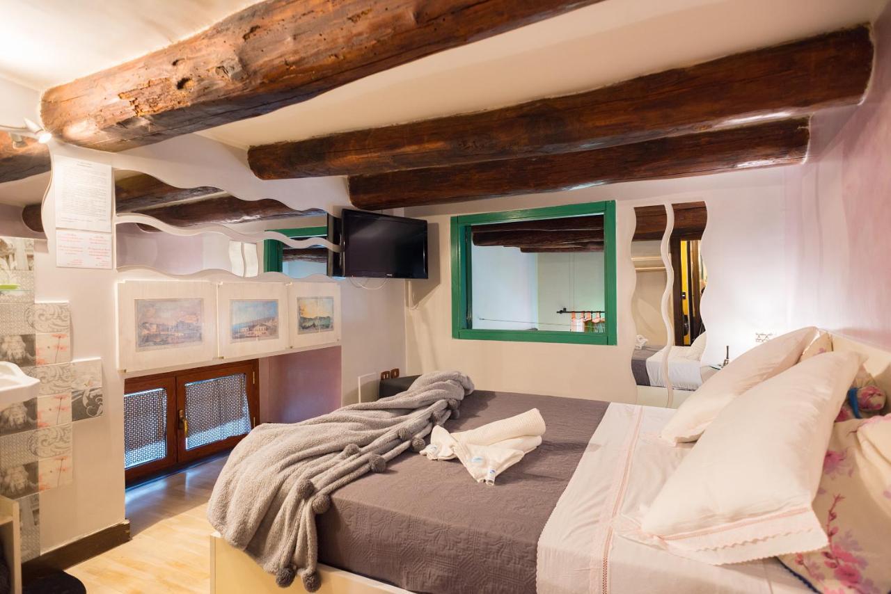 Le Stanze Di Mimi Bed and Breakfast Νάπολη Εξωτερικό φωτογραφία